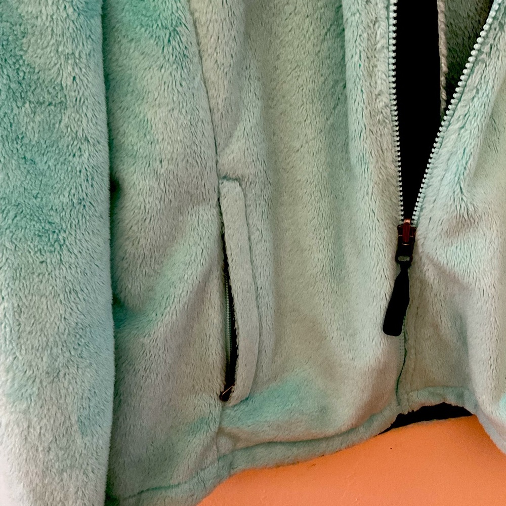 NWOT….BEAUTIFUL NORTHFACE FLEECE JACKET.  SIZE LARGE - Picture 5 of 6